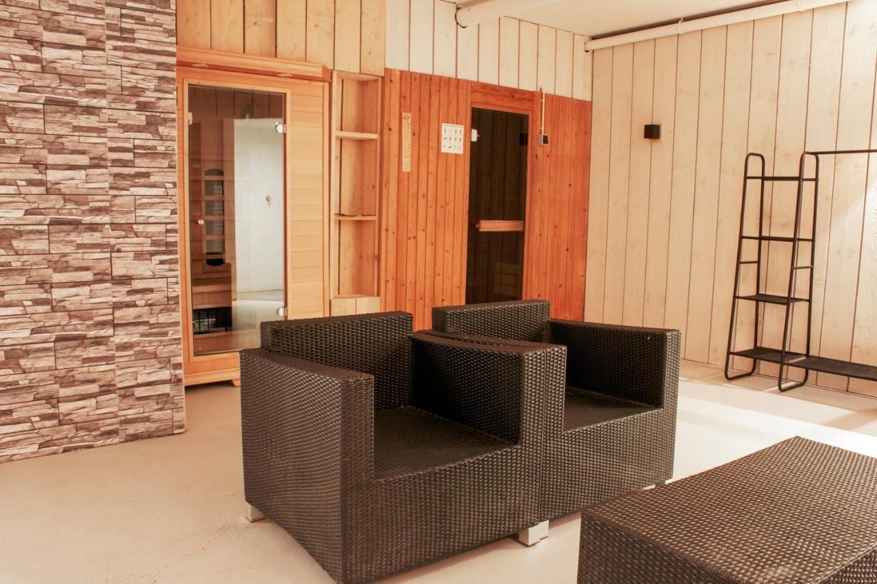 Luxus Familienvilla Mit Jacuzzi & Sauna 2 Tzummarum 외부 사진