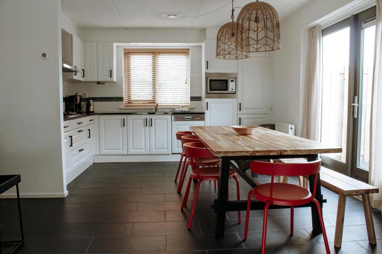 Luxus Familienvilla Mit Jacuzzi & Sauna 2 Tzummarum 외부 사진